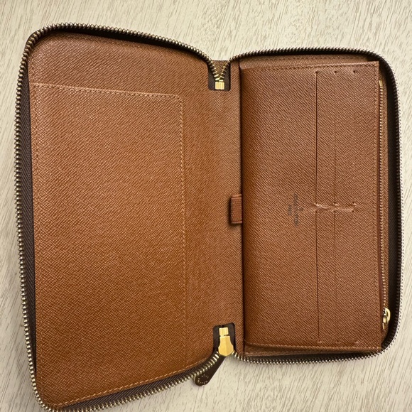 Louis Vuitton monogram wallet - Picture 11 of 11